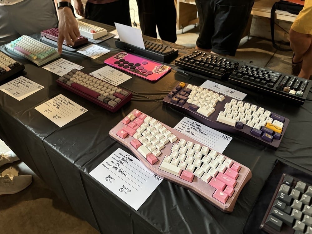 Image of a keyboard meetup